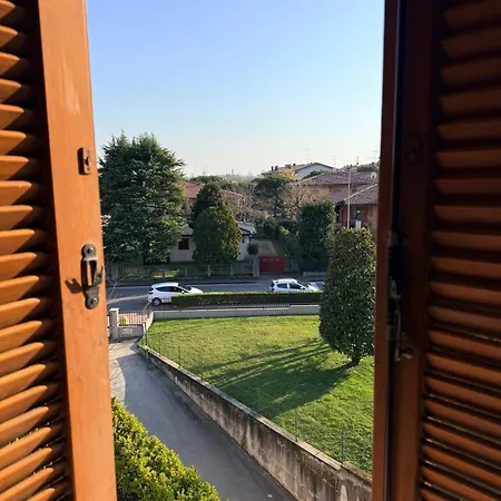19 Pool And Barbecue * Sirmione